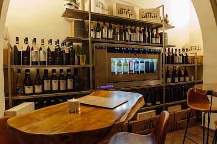 The Vinum Winery Via del Corso, 66026 Villa Caldari CH, Italia