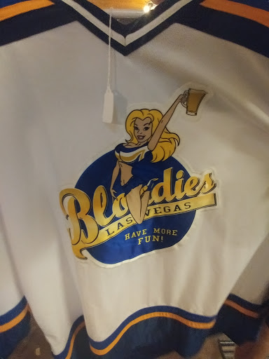 Flea Market «Caldwell Antique Mall & Flea Market», reviews and photos, 5600 Wheeling Ave, Muncie, IN 47304, USA