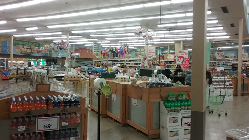 Grocery Store «Supermercado Nuestra Familia», reviews and photos, 1826 Vinton St, Omaha, NE 68108, USA