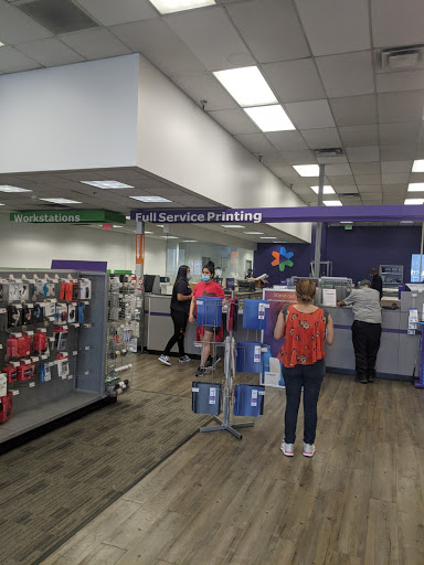 Print Shop «FedEx Office Print & Ship Center», reviews and photos, 1440 S E St b, San Bernardino, CA 92408, USA