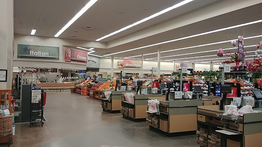 Supermarket «Hy-Vee», reviews and photos, 2323 W Broadway, Council Bluffs, IA 51501, USA