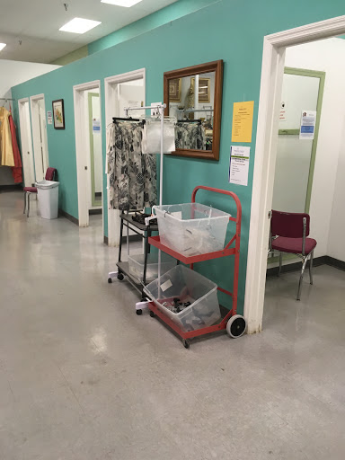 Thrift Store «Humane Society Thrift Store», reviews and photos, 4445 20th St, Vero Beach, FL 32966, USA