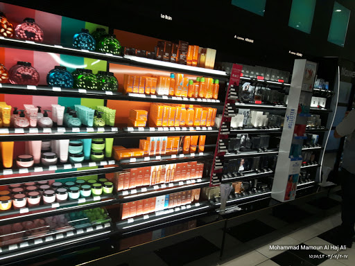 Stores to buy natural cosmetics Marseille