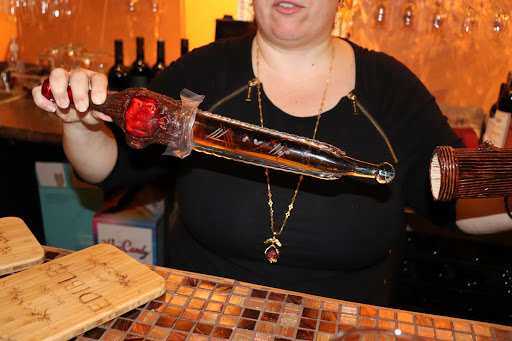 Wine Bar «Coastal Wine Boutique and Tasting Room», reviews and photos, 10880 Ocean Hwy #12a, Pawleys Island, SC 29585, USA