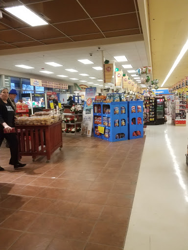 Supermarket «Price Chopper», reviews and photos, 8648 NY-22 #1, Granville, NY 12832, USA