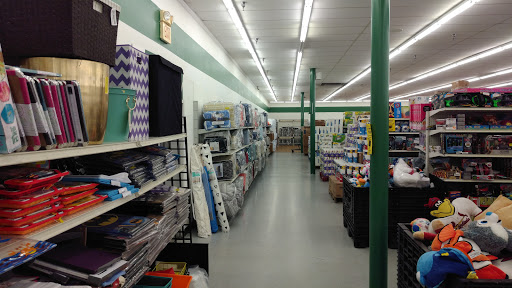 Discount Store «Bargain Hunt», reviews and photos, 560 S Jefferson Ave, Cookeville, TN 38501, USA