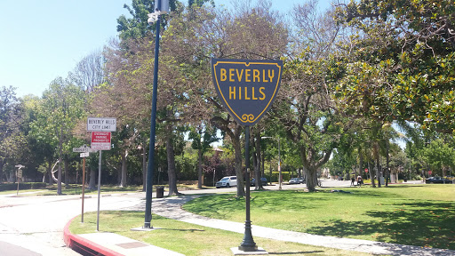 Supermarket «Pink Dot», reviews and photos, 8495 Sunset Blvd, West Hollywood, CA 90069, USA