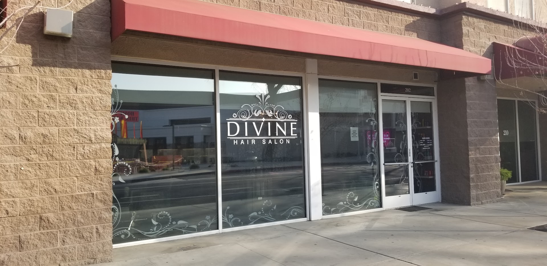 DIVINE HAIR SALON | Hair salon in Visalia, CA
