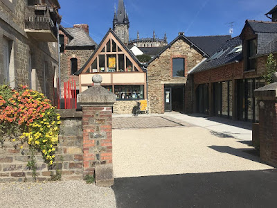 ATOUDOM Services - Châteaubourg à Châteaubourg