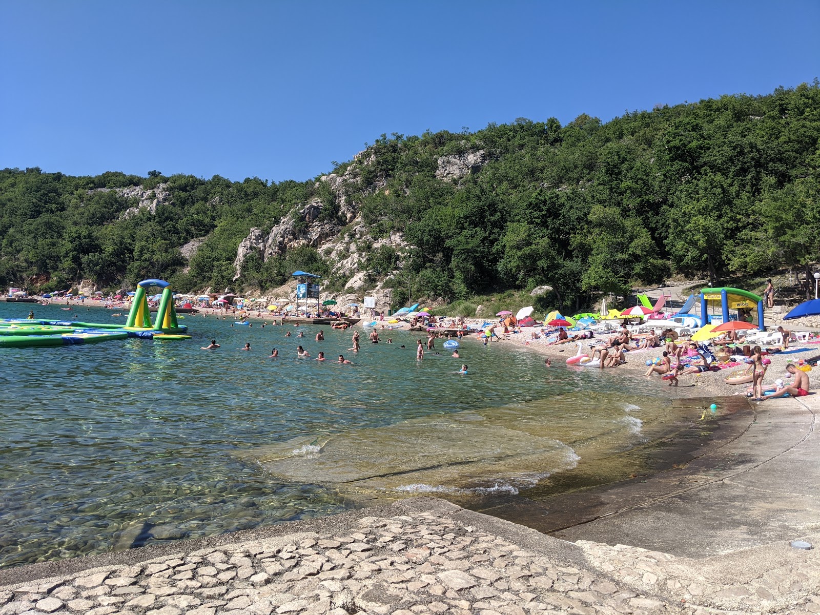 Kacjak beach'in fotoğrafı kısmen tatil bölgesi