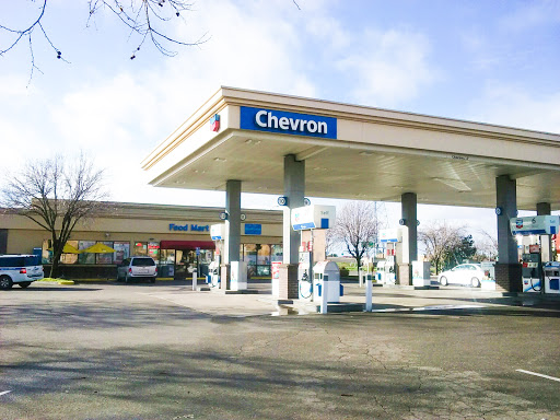 Chevron, 2020 E Main St, Woodland, CA 95776, USA, 