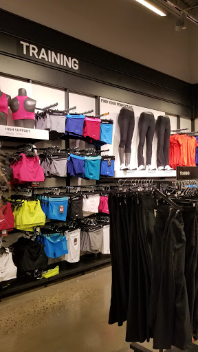 Clothing Store «Nike Factory Store», reviews and photos, 651 Kapkowski Rd #150, Elizabeth, NJ 07201, USA