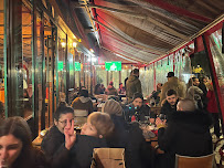 Photos du propriétaire du Restaurant Le Village à Ivry-sur-Seine - n°11