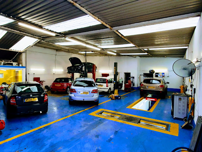 Reviews of Bournemouth Autocentre Ltd in Bournemouth - Auto repair shop