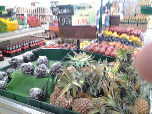 Produce Market «Montclair Farmers Market», reviews and photos, 10170 Central Ave, Montclair, CA 91763, USA