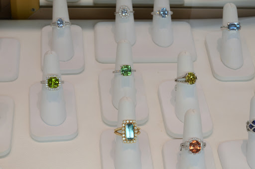 Jeweler «Stones Jewelry», reviews and photos, 107 W Front St, Wheaton, IL 60187, USA