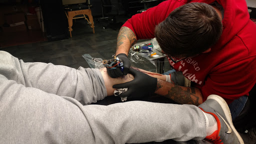 Tattoo and Piercing Shop «Asylum Tattoo», reviews and photos, 3624 Decoursey Ave, Latonia, KY 41015, USA