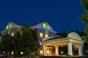 Holiday Inn Express & Suites Independence-Kansas City, an IHG Hotel image