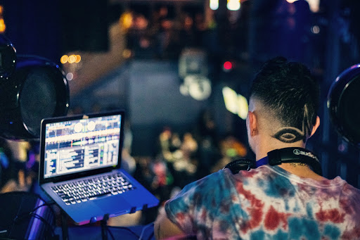 Night Club «Mister East», reviews and photos, 2401 Wood Ave, Roselle, NJ 07203, USA