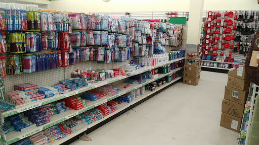 Dollar Store «Dollar Tree», reviews and photos, 1 Padanaram Rd, Danbury, CT 06811, USA