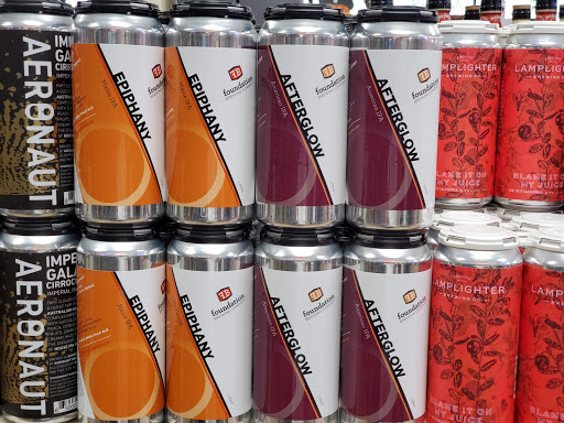 Liquor Store «UXBRIDGE LIQUORS», reviews and photos, 158 N Main St, Uxbridge, MA 01569, USA