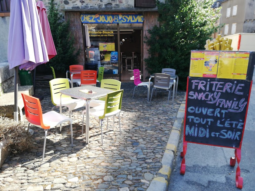 Snacky family à St Geniez d'Olt et d'Aubrac (Aveyron 12)