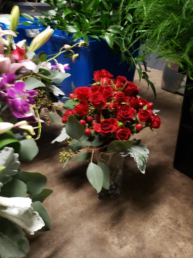 Florist «Cadden Florist», reviews and photos, 1702 Oram St, Scranton, PA 18504, USA