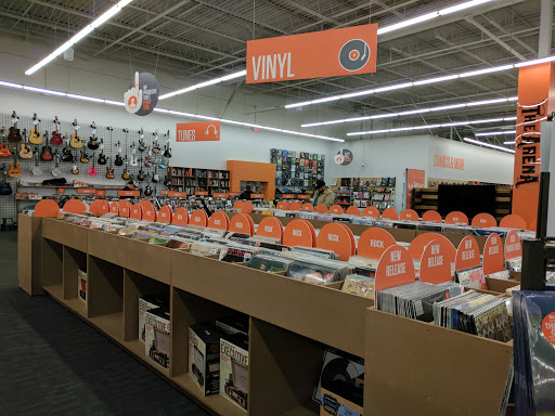 Used Book Store «2nd & Charles», reviews and photos, 12747 Jefferson Ave, Newport News, VA 23602, USA