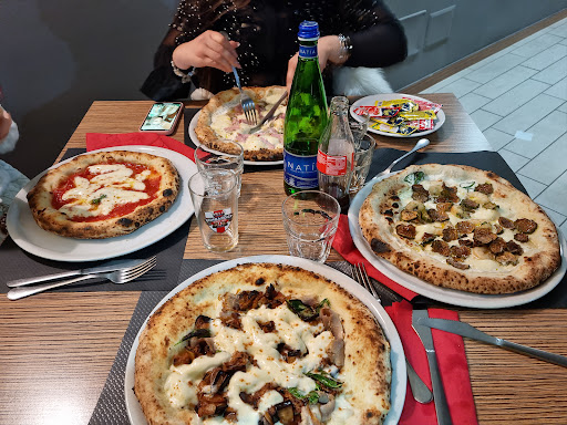 Ciccios Pizzeria Ristopub in Marigliano, Città Metropolitana di Napoli