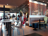 Atmosphère du Restauration rapide McDonald's à Sablé-sur-Sarthe - n°2