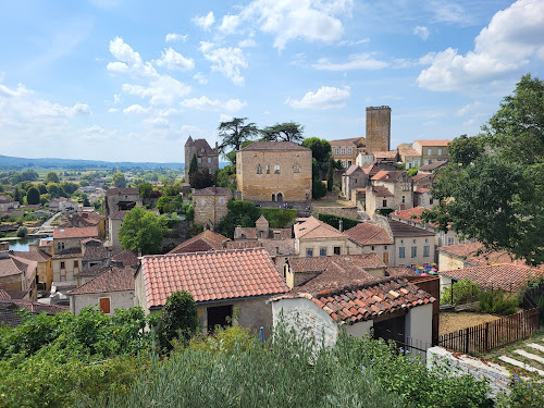 Gîte Maisons la Garenne Saint-Cirq-Lapopie en france