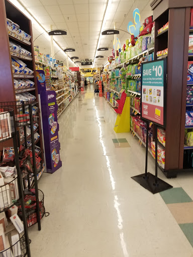 Grocery Store «Kroger», reviews and photos, 5705 Charlotte Pike, Nashville, TN 37209, USA