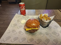 Plats et boissons du Restaurant de hamburgers 9 Avenue à La Garenne-Colombes - n°10