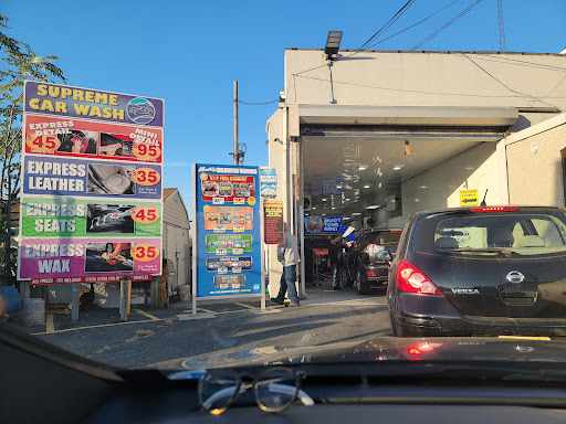 Supreme Carwash en Newark