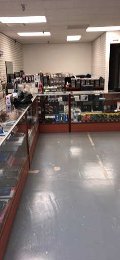 Electronics Repair Shop «Xpress Cell Fixers», reviews and photos, 2101 Bloomingdale Rd, Glendale Heights, IL 60139, USA