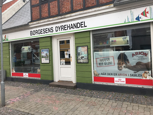 Børgesens Dyrehandel in Maribo, Lolland