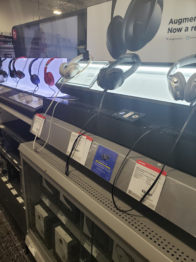 Electronics Store «Best Buy», reviews and photos, 3401 Raleigh Rd Pkwy W #5D, Wilson, NC 27896, USA