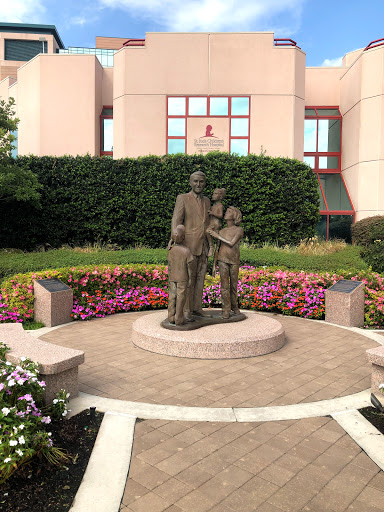 Print Shop «FedEx Office Print & Ship Center», reviews and photos, 149 Union Ave #9, Memphis, TN 38103, USA