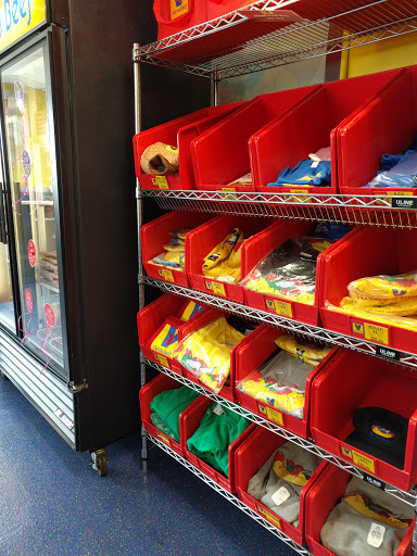 Fast Food Restaurant «Vienna Beef Factory Store», reviews and photos, 3847 S Morgan St, Chicago, IL 60609, USA