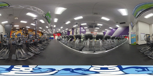 Health Club «Crunch - Carrollwood», reviews and photos, 15798 N Dale Mabry Hwy, Tampa, FL 33618, USA