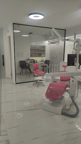 Σταύρος Γκουβίτσος Χειρ. Οδοντίατρος, Ορθοδοντική για παιδιά και ενήλικες. - Πάτρα