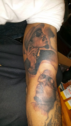 Tattoo Shop «Studio 219 INK», reviews and photos, 1900 Piedmont Rd NE, Atlanta, GA 30324, USA