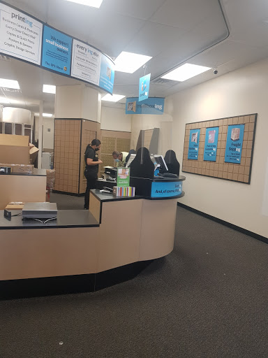 Shipping and Mailing Service «The UPS Store», reviews and photos, 1180 8th Ave W, Palmetto, FL 34221, USA