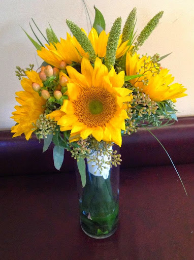 Florist «Guilford White House Florist», reviews and photos, 966 Boston Post Rd, Guilford, CT 06437, USA