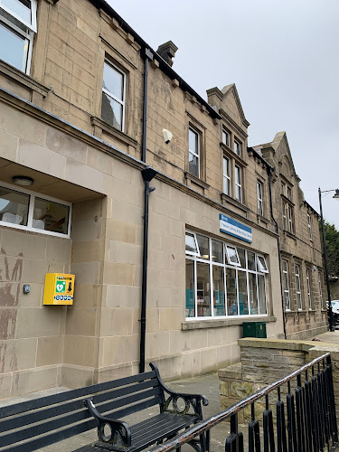 Reviews of Yeadon Library and One Stop Centre in Leeds - Shop
