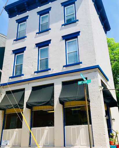 Hair Salon «CinciNatural Center», reviews and photos, 1617 Highland Ave, Cincinnati, OH 45202, USA