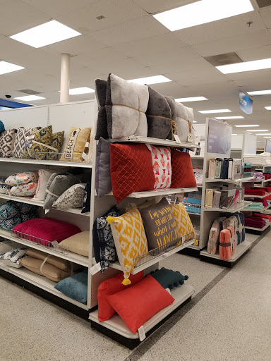 Clothing Store «Ross Dress for Less», reviews and photos, 118 Pavilion Pkwy, Fayetteville, GA 30214, USA