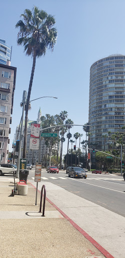 Shipping and Mailing Service «FedEx Ship Center», reviews and photos, 2451 N Palm Dr, Signal Hill, CA 90755, USA