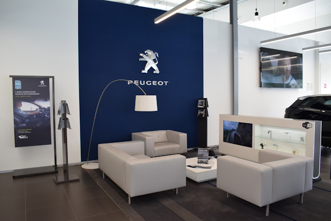 Comentários e avaliações sobre o MCoutinho Peugeot