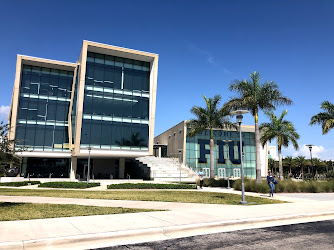 SASC Building: FIU Graduate Admissions Office